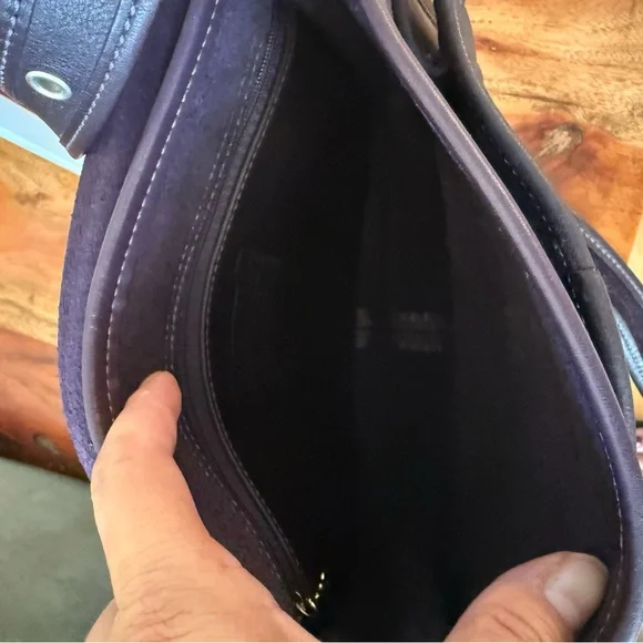 Vintage Coach Rambler Legacy Bag in excellent condition. - Picture 4 of 7